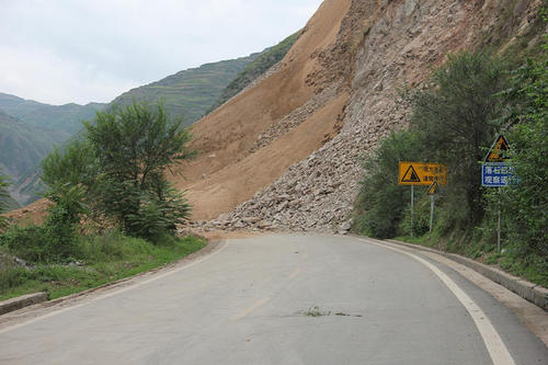 边坡在线监测系统为高速公路管养保驾护航